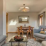 Rebats, Alpes Agency, Chamonix, Sleeps 4 * Σαμονί