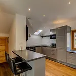 Rebats, Alpes Agency, Chamonix, Sleeps 4 * Σαμονί