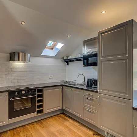 Rebats - Alpes Travel - *