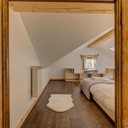 Rebats, Alpes Agency, Chamonix, Sleeps 4