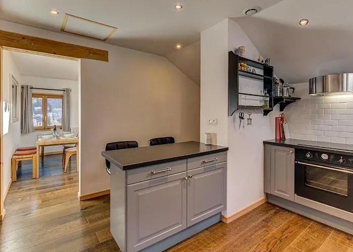 Апартаменты Apartment Rebats, Alpes Agency, Central Chamonix, Sleeps 4