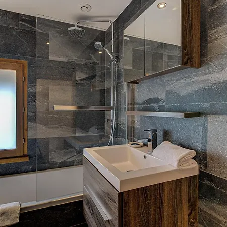 Rebats, Alpes Agency, Chamonix, Sleeps 4 * شامونكس