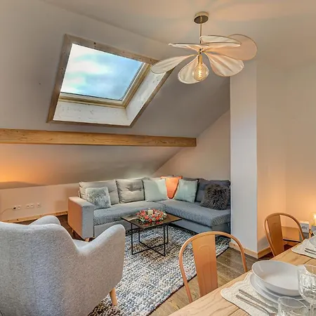 Rebats - Alpes Travel - Apartment Chamonix