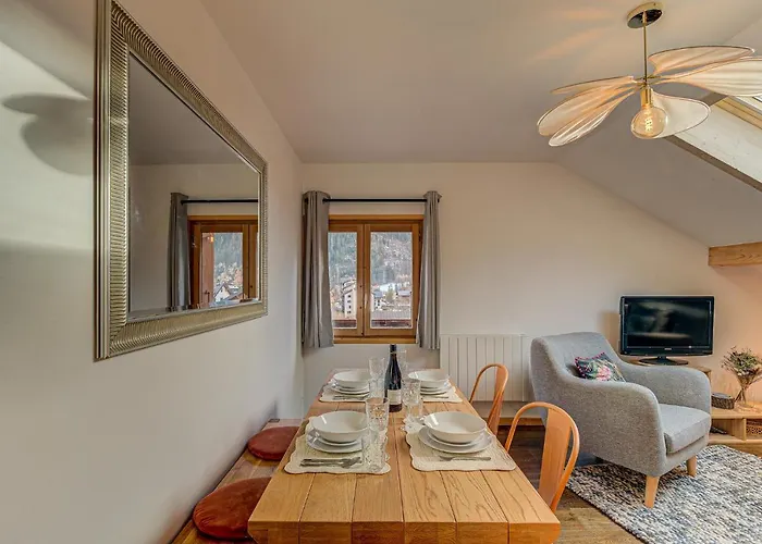 Rebats, Alpes Agency, Chamonix, Sleeps 4 * Chamonix