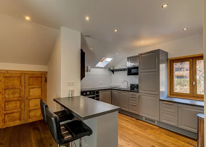 Rebats - Alpes Travel - * Chamonix