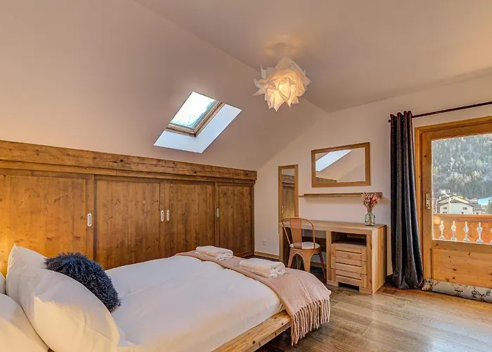 Apartment Rebats, Alpes Agency, Central Chamonix, Sleeps 4 霞慕尼